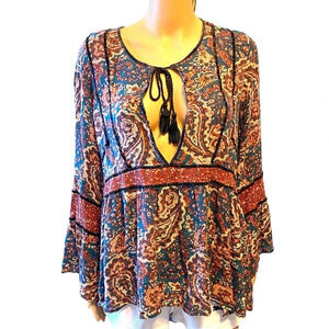 American Eagle Outfitters Boho Comfortable Top Women Size L Babydoll  Bellsleeve